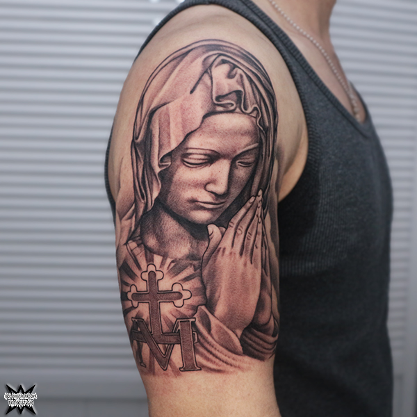 大須　タトゥー