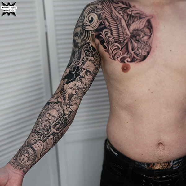 大須　タトゥー